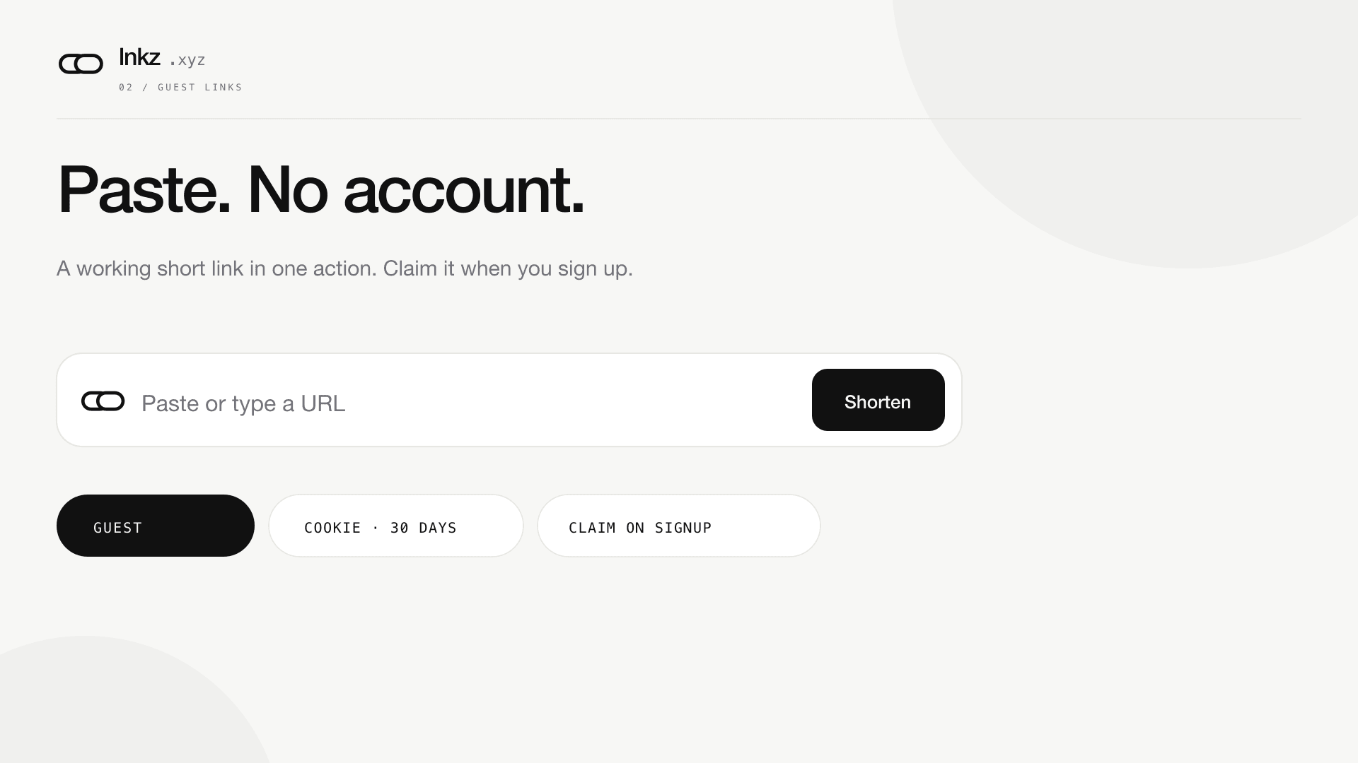 Guest shorten bar with paste field, no account required, 30-day cookie, and claim on signup